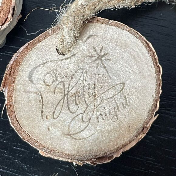 Handmade Wooden Ornaments Made of Small Circular Birch Wood - Picture 7 of 15